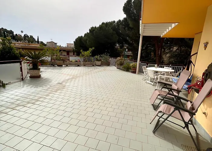 Free Parking And Air Conditioner